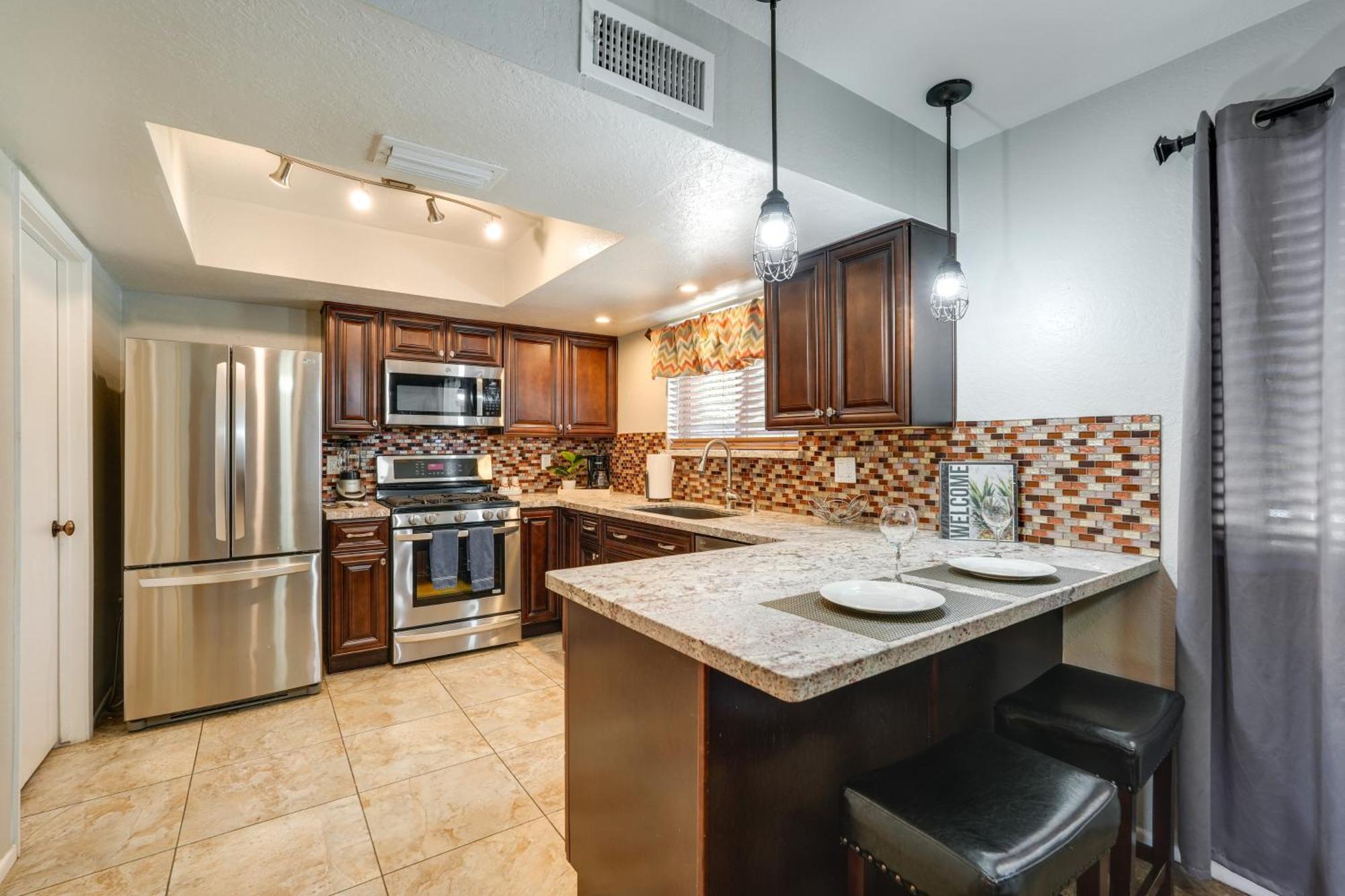 Phoenix Home With Pool About 10 Mi To Camelback Mtn Екстериор снимка