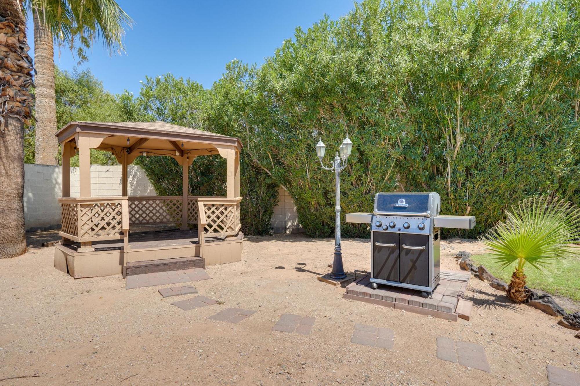 Phoenix Home With Pool About 10 Mi To Camelback Mtn Екстериор снимка