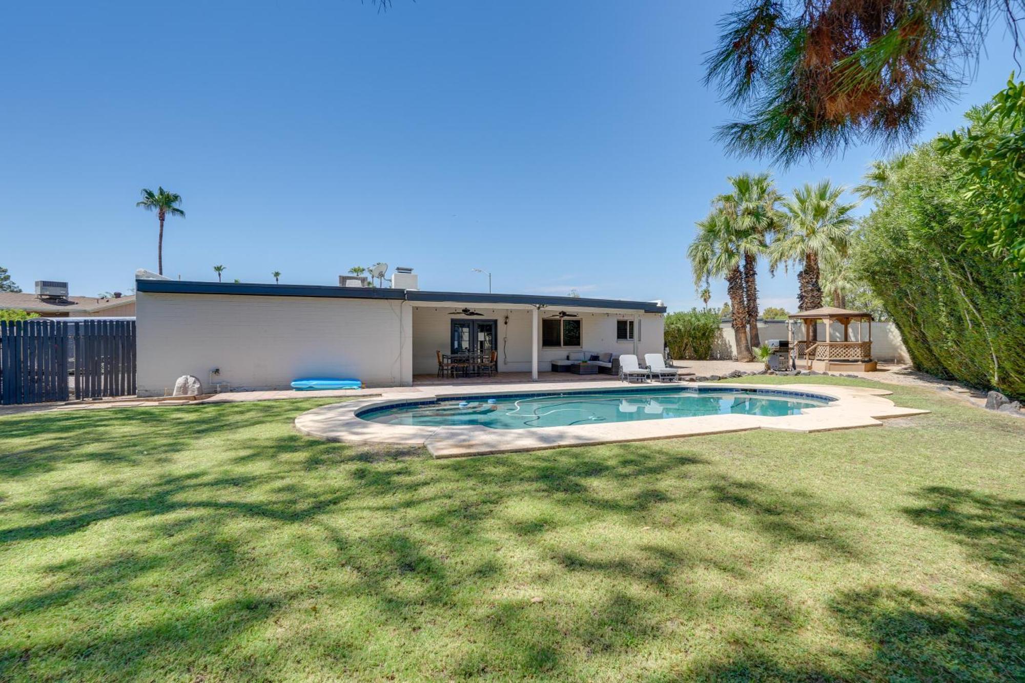 Phoenix Home With Pool About 10 Mi To Camelback Mtn Екстериор снимка